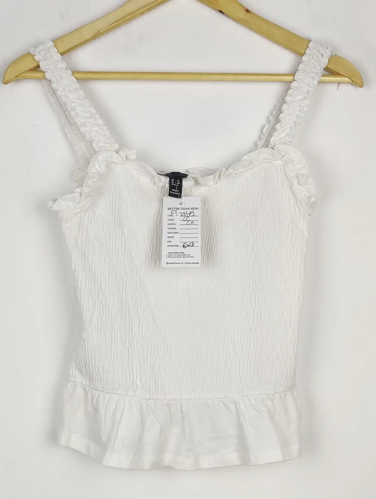 Buy online pre-used pre-loved 100% authentic & Original branded New Look (CT-2545) available in Pakistan. Top international brands avilable.