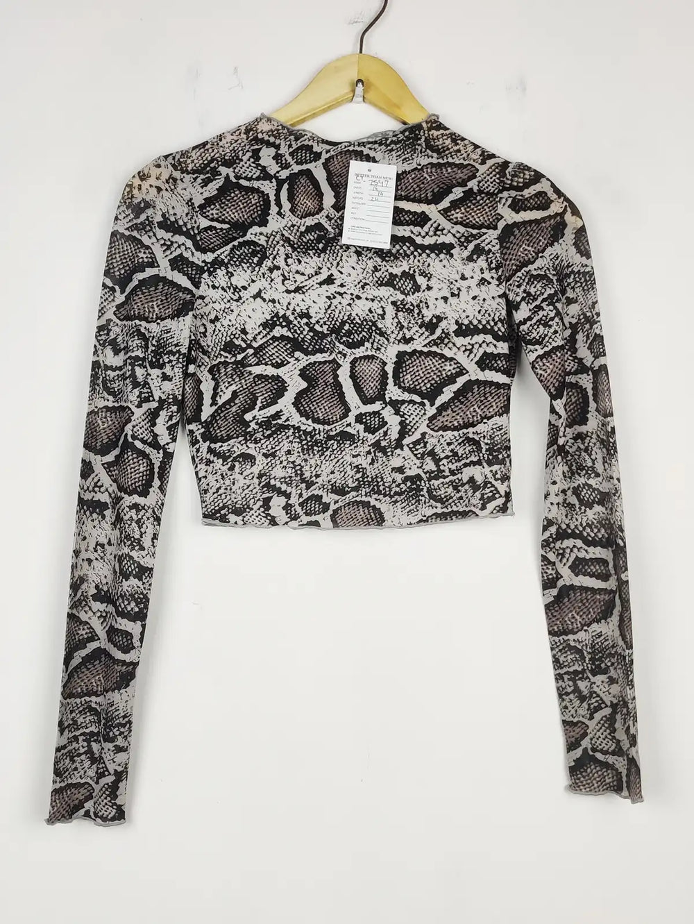 Buy online pre-used pre-loved 100% authentic & Original branded Shein (CT-2547) available in Pakistan. Top international brands avilable.