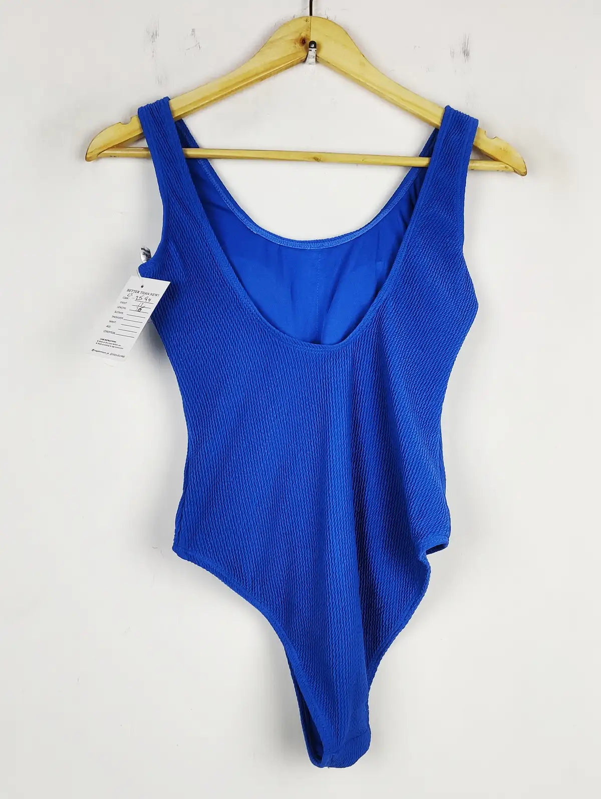 Buy online pre-used pre-loved 100% authentic & Original branded Dunnes Stores (CT-2594) available in Pakistan. Top international brands avilable.