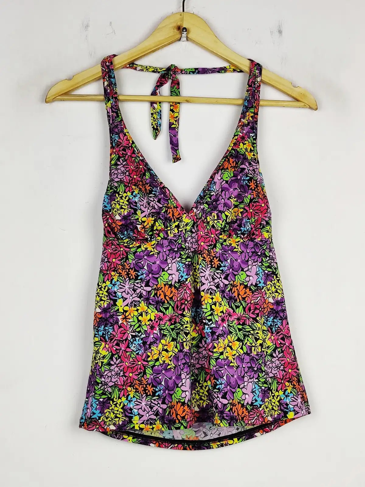 Buy online pre-used pre-loved 100% authentic & Original branded Mark & Spencer (CT-2603) available in Pakistan. Top international brands avilable.