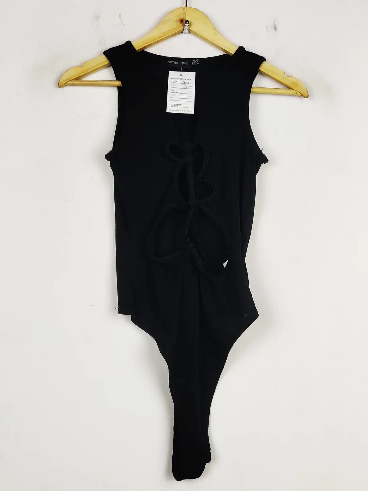 Buy online pre-used pre-loved 100% authentic & Original branded Prettylittlething (CT-2616) available in Pakistan. Top international brands avilable.