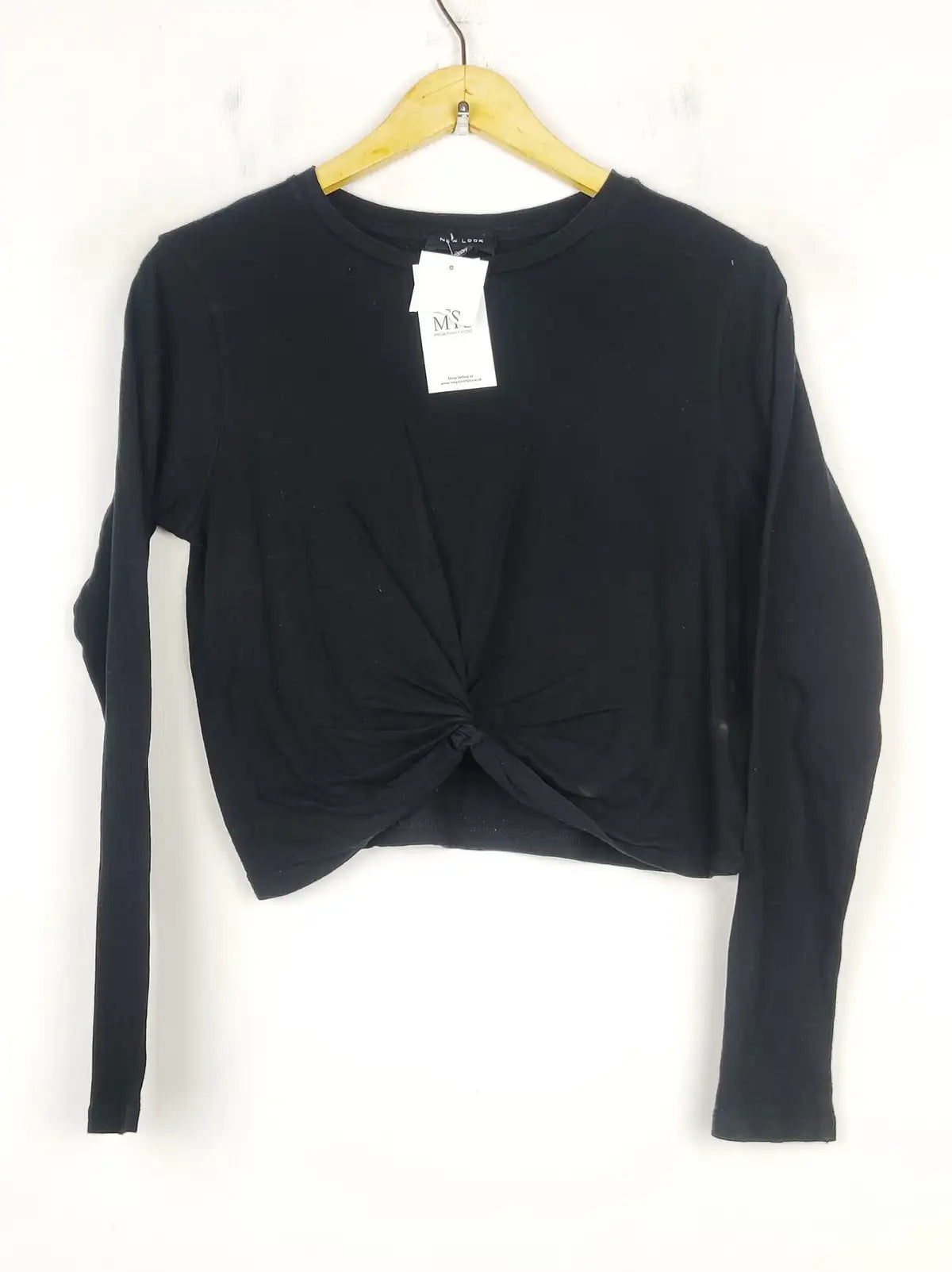 Buy online pre-used pre-loved 100% authentic & Original branded New Look (CT-2657) available in Pakistan. Top international brands avilable.