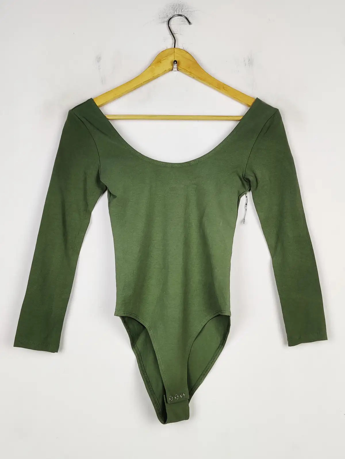 Buy online pre-used pre-loved 100% authentic & Original branded Topshop (CT-2823) available in Pakistan. Top international brands avilable.