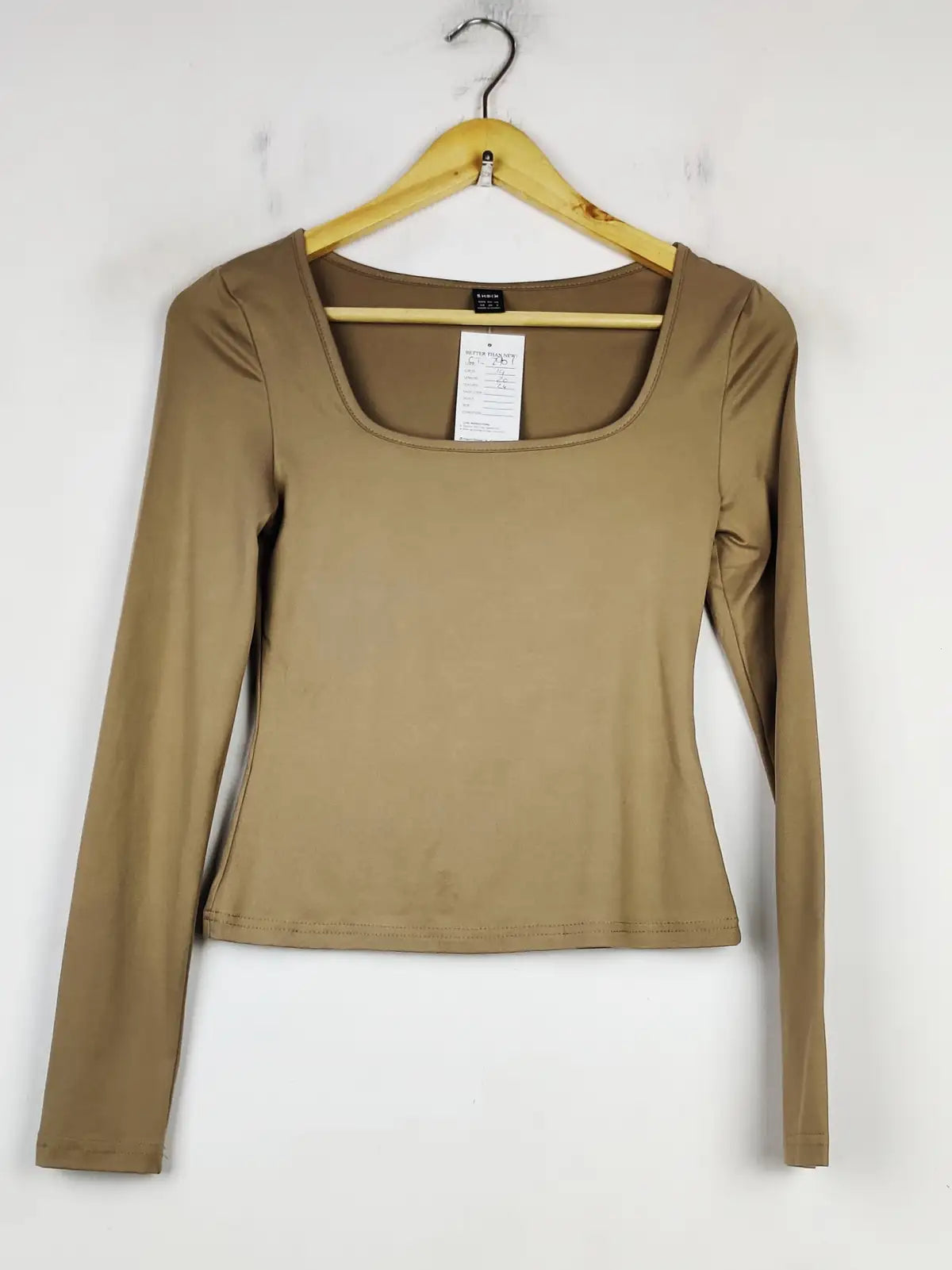 Buy online pre-used pre-loved 100% authentic & Original branded Shein (CT-2901) available in Pakistan. Top international brands avilable.