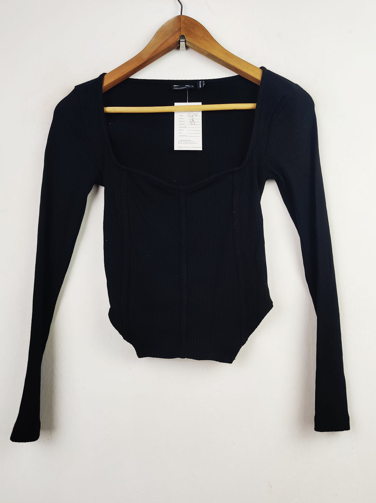 Buy online pre-used pre-loved 100% authentic & Original branded Asos (CT-296) available in Pakistan. Top international brands avilable.