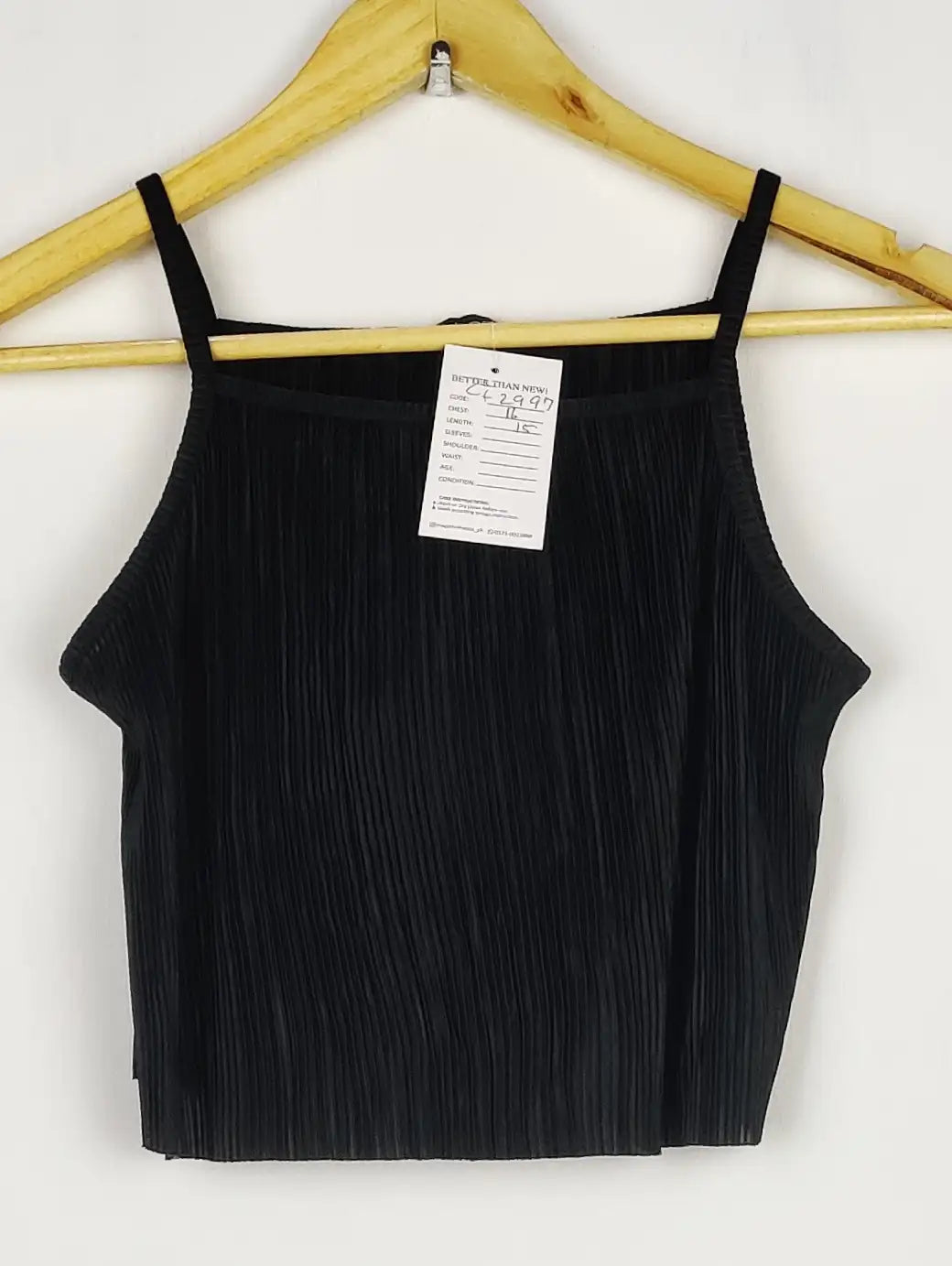 Buy online pre-used pre-loved 100% authentic & Original branded Boohoo (CT-2997) available in Pakistan. Top international brands avilable.