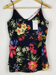 Buy online pre-used pre-loved 100% authentic & Original branded F&F (CT-3018) available in Pakistan. Top international brands avilable.