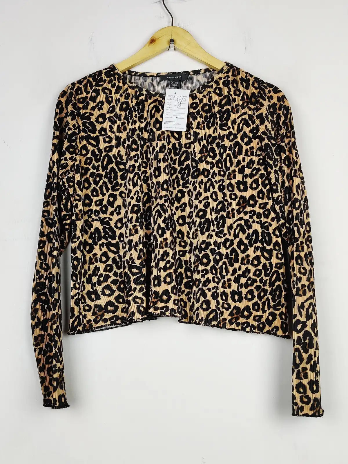 Buy online pre-used pre-loved 100% authentic & Original branded Primark (CT-3062) available in Pakistan. Top international brands avilable.