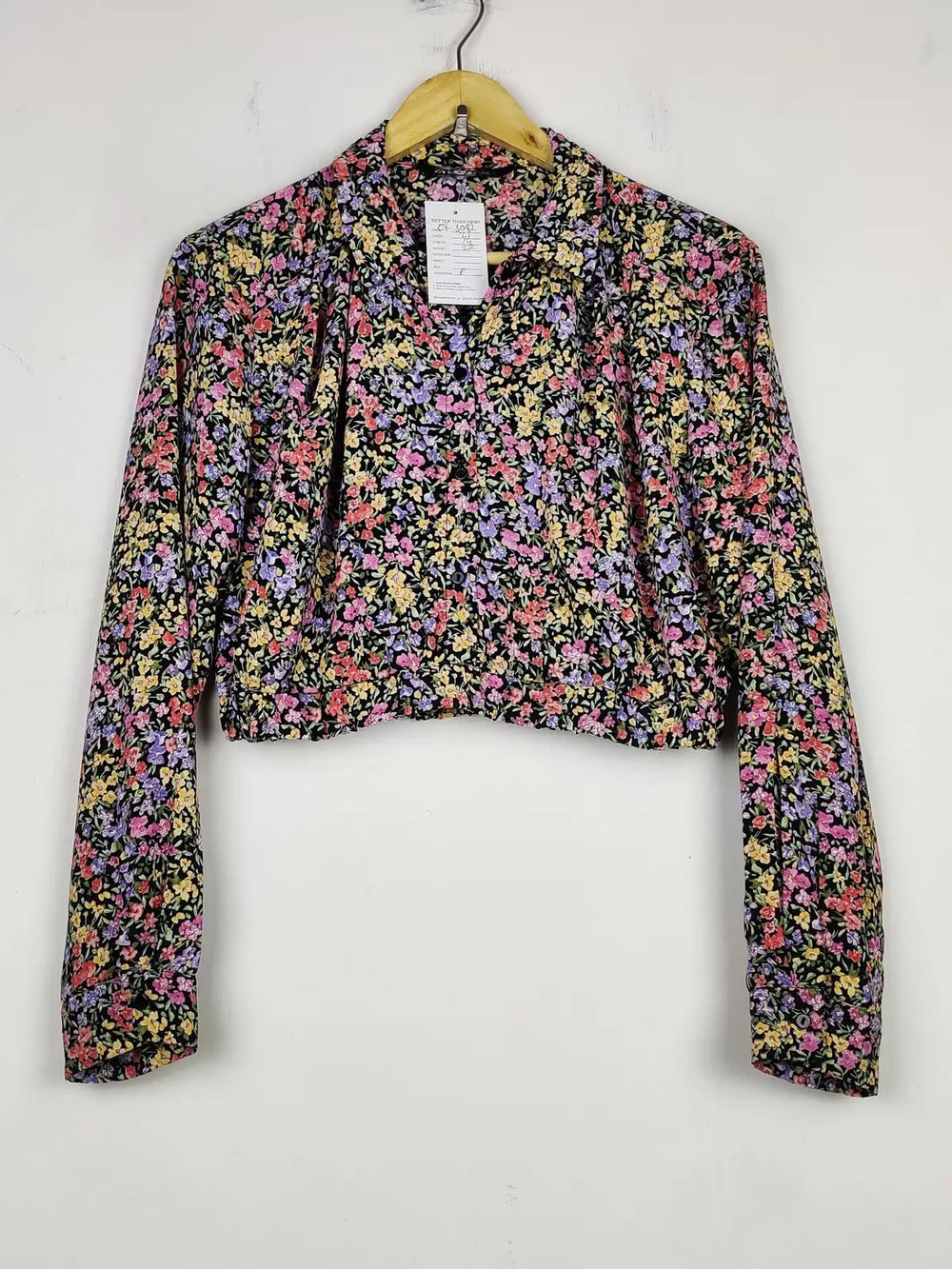 Buy online pre-used pre-loved 100% authentic & Original branded Zara (CT-3082) available in Pakistan. Top international brands avilable.