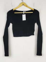 Buy online pre-used pre-loved 100% authentic & Original branded H&M (CT-3119) available in Pakistan. Top international brands avilable.