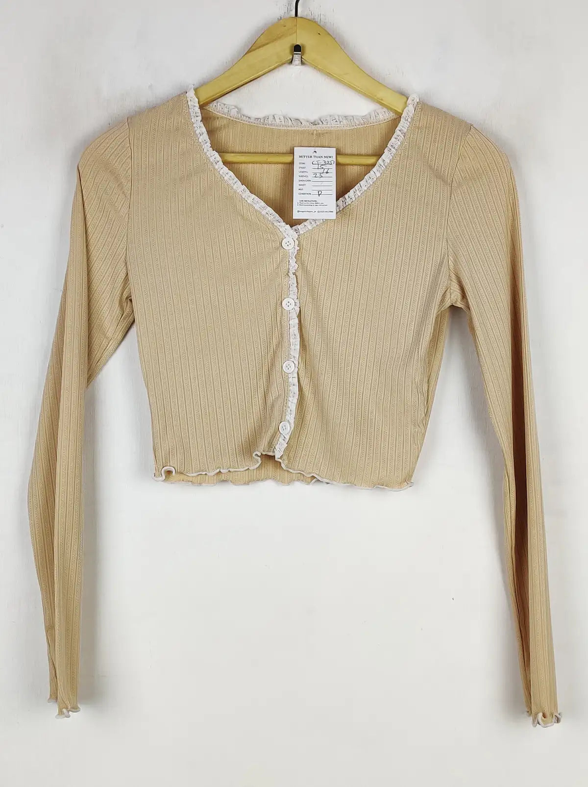 Buy online pre-used pre-loved 100% authentic & Original branded Unknown Brand (CT-3251) available in Pakistan. Top international brands avilable.
