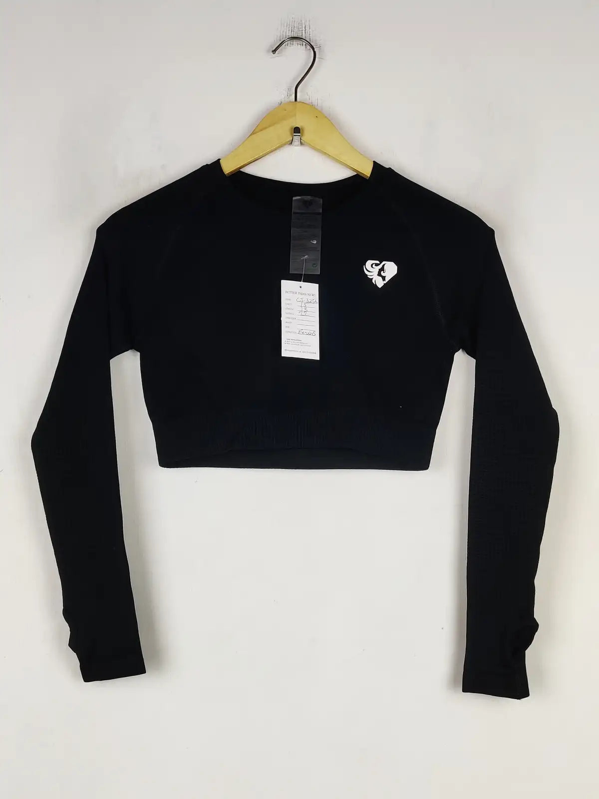 Buy online pre-used pre-loved 100% authentic & Original branded Womens Best (CT-3256) available in Pakistan. Top international brands avilable.