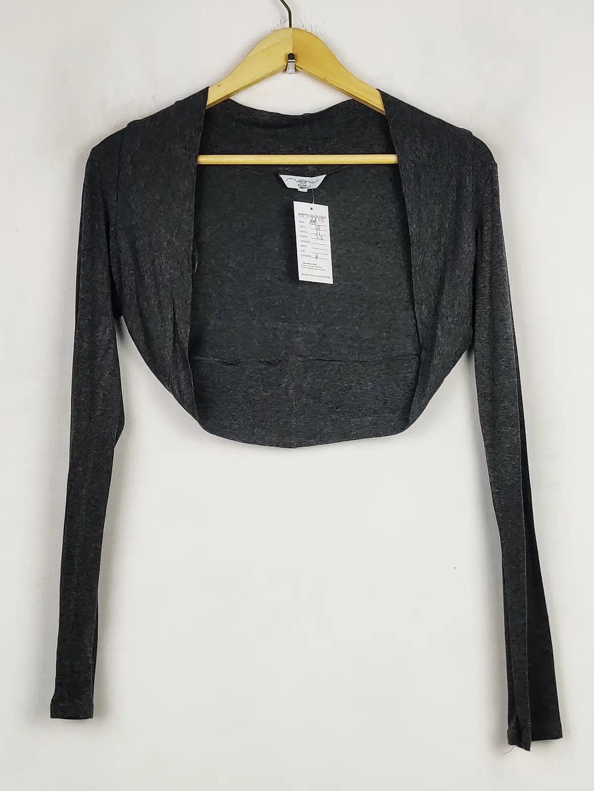 Buy online pre-used pre-loved 100% authentic & Original branded New Look (CT-3325) available in Pakistan. Top international brands avilable.