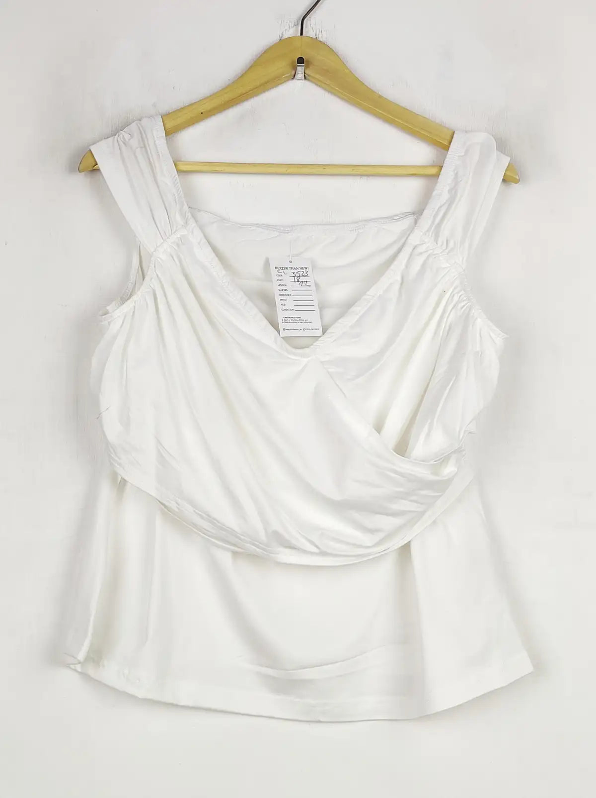 Buy online pre-used pre-loved 100% authentic & Original branded Unknown Brand (CT-3523) available in Pakistan. Top international brands avilable.