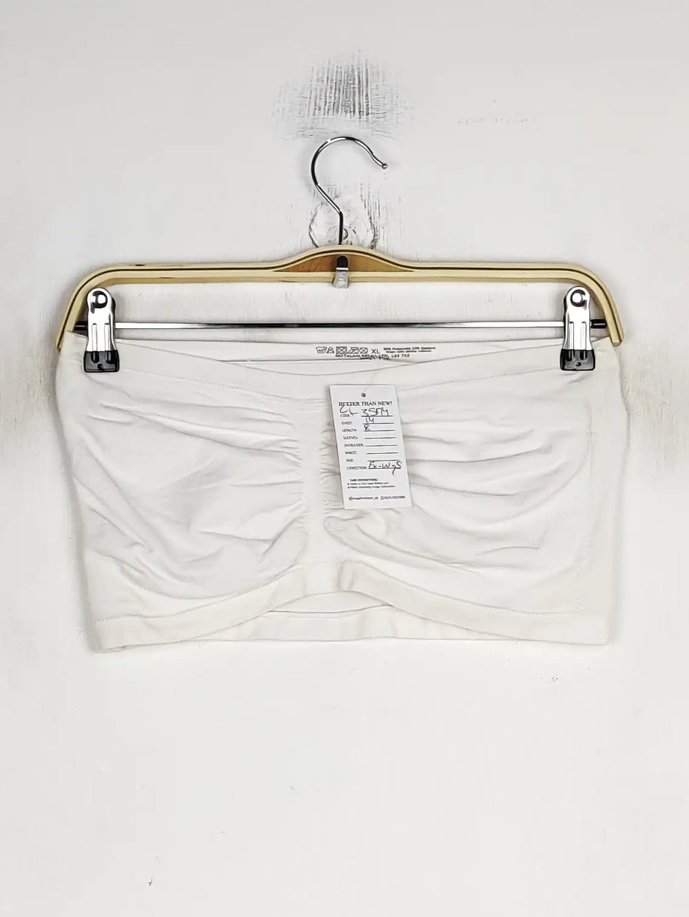 Buy online pre-used pre-loved 100% authentic & Original branded Unknown Brand (CT-3574) available in Pakistan. Top international brands avilable.