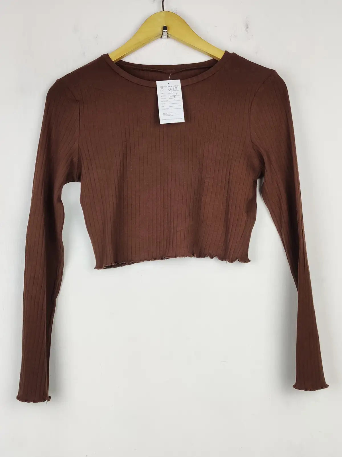 Buy online pre-used pre-loved 100% authentic & Original branded Unknown Brand (CT-3617) available in Pakistan. Top international brands avilable.
