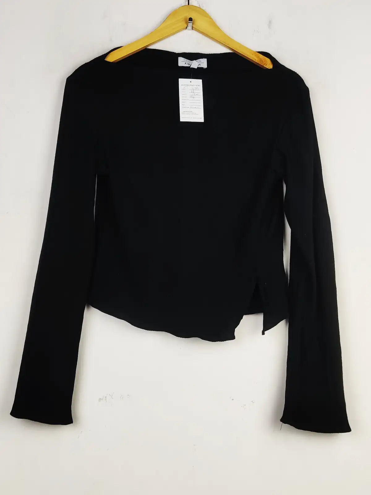 Buy online pre-used pre-loved 100% authentic & Original branded Others Stores (CT-3736) available in Pakistan. Top international brands avilable.