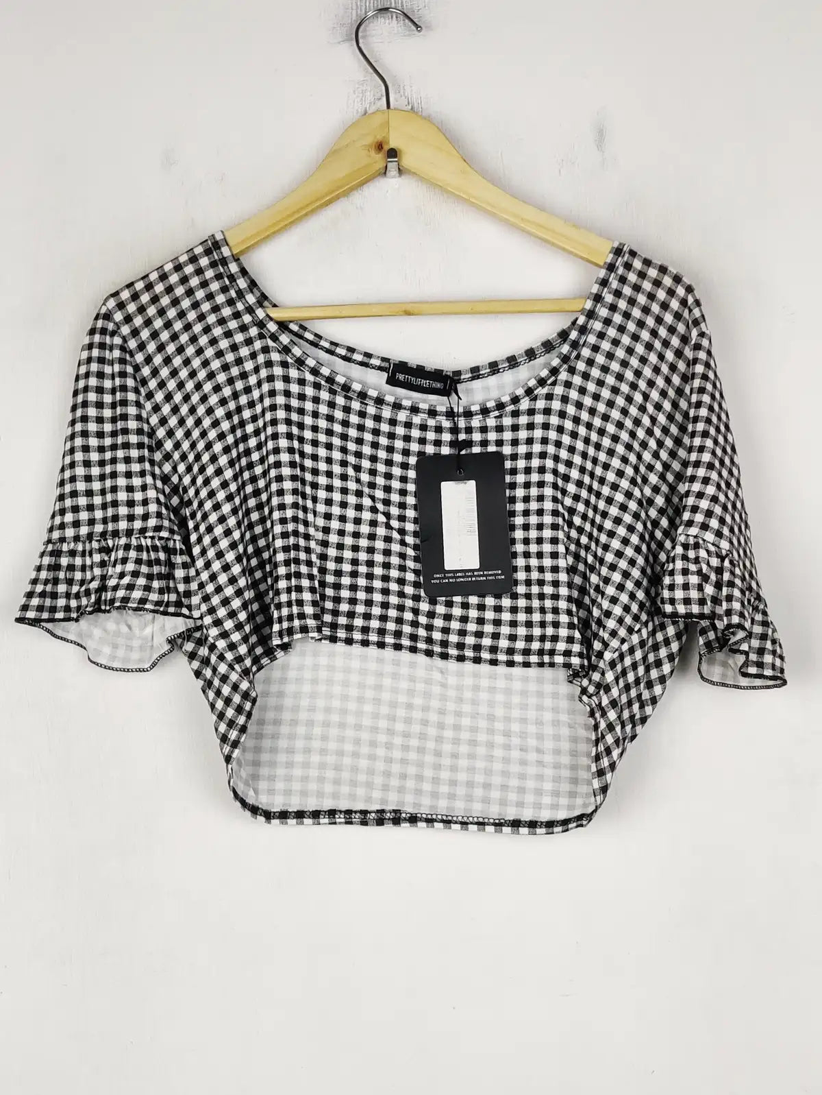 Buy online pre-used pre-loved 100% authentic & Original branded Prettylittlething (CT-3814) available in Pakistan. Top international brands avilable.