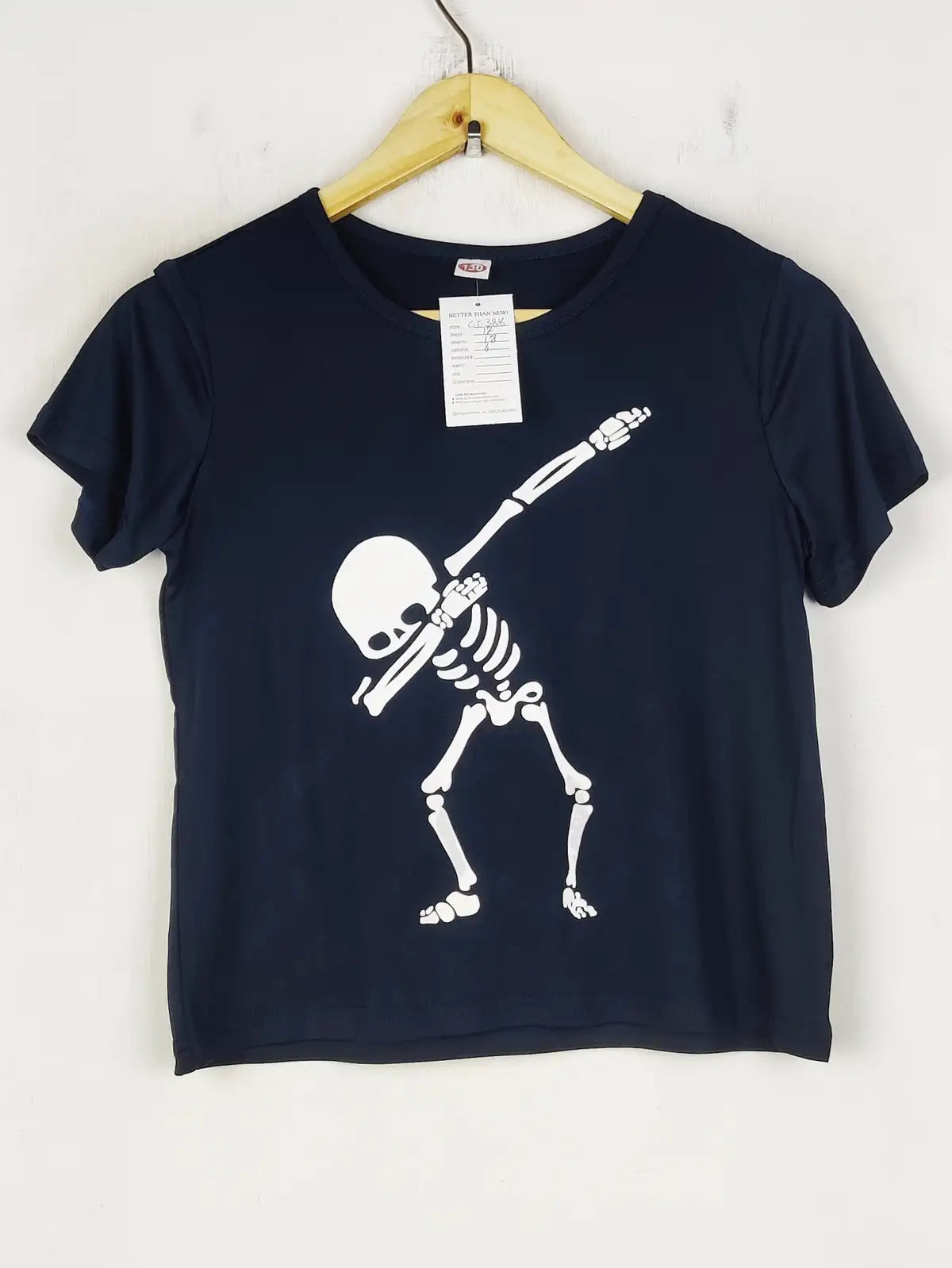 Buy online pre-used pre-loved 100% authentic & Original branded Unknown Brand (CT-3816) available in Pakistan. Top international brands avilable.