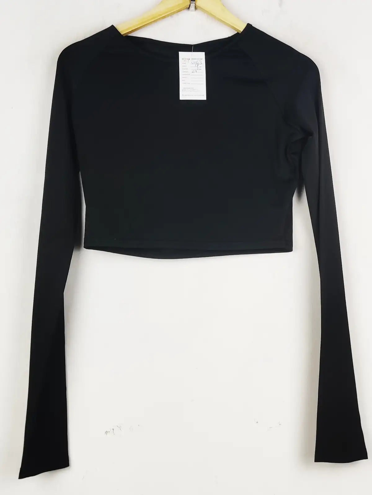 Buy online pre-used pre-loved 100% authentic & Original branded Unknown Brand (CT-3863) available in Pakistan. Top international brands avilable.
