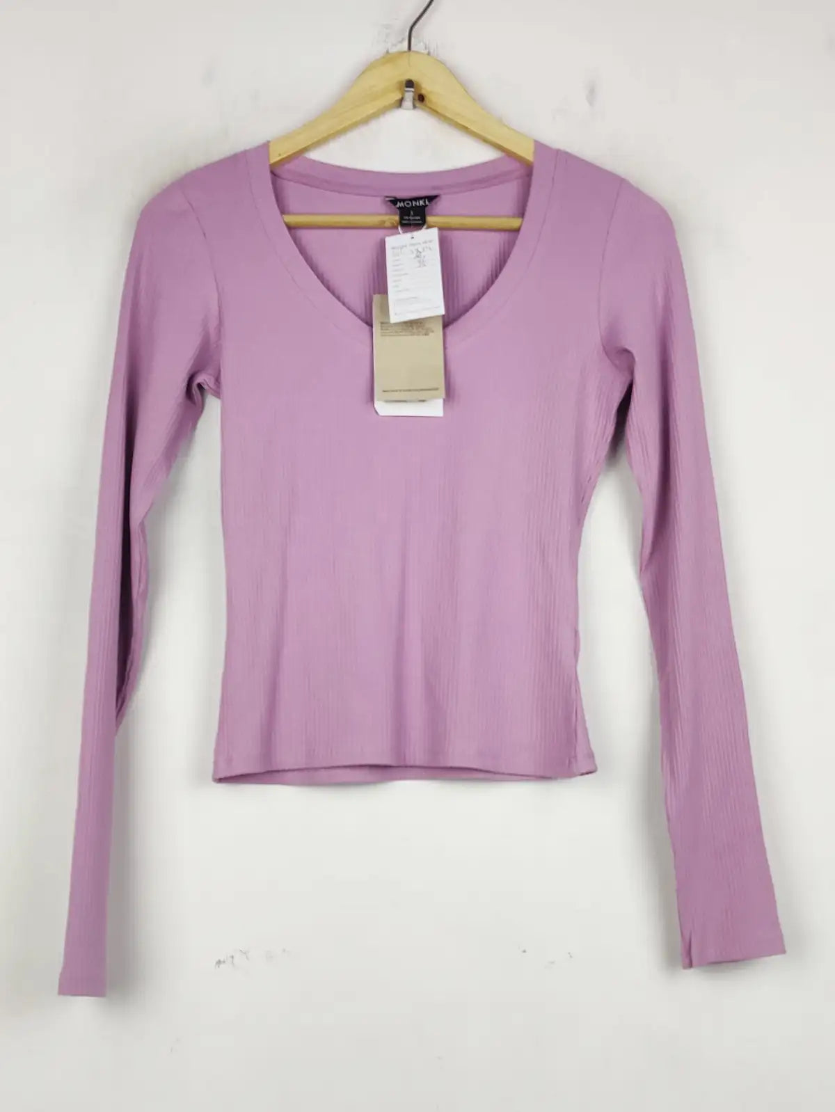 Buy online pre-used pre-loved 100% authentic & Original branded Monkl (CT-3874) available in Pakistan. Top international brands avilable.