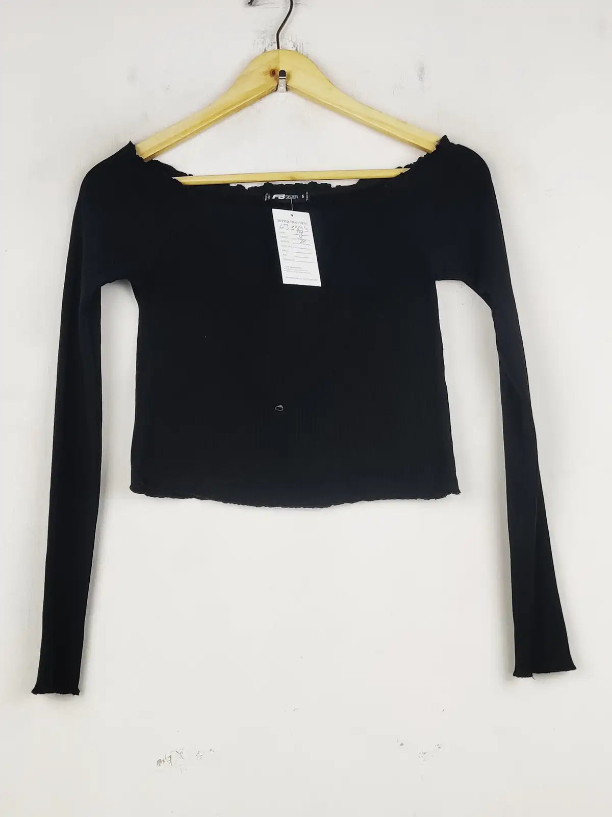 Buy online pre-used pre-loved 100% authentic & Original branded Fb Sisters (CT-3894) available in Pakistan. Top international brands avilable.