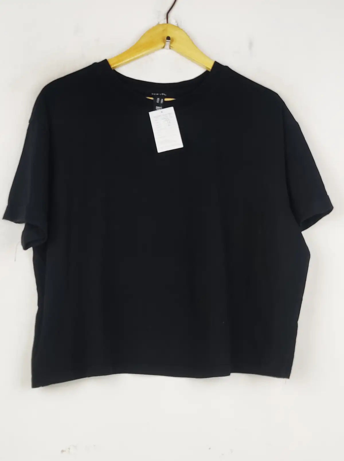Buy online pre-used pre-loved 100% authentic & Original branded New Look (CT-3895) available in Pakistan. Top international brands avilable.