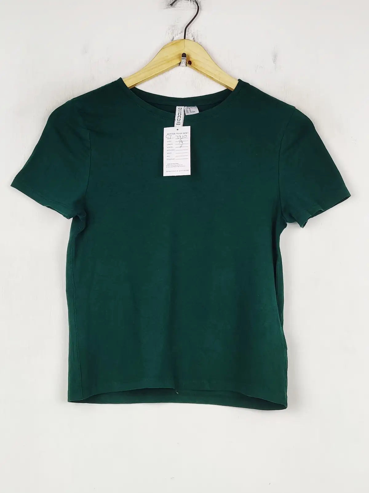 Buy online pre-used pre-loved 100% authentic & Original branded H&M (CT-3910) available in Pakistan. Top international brands avilable.