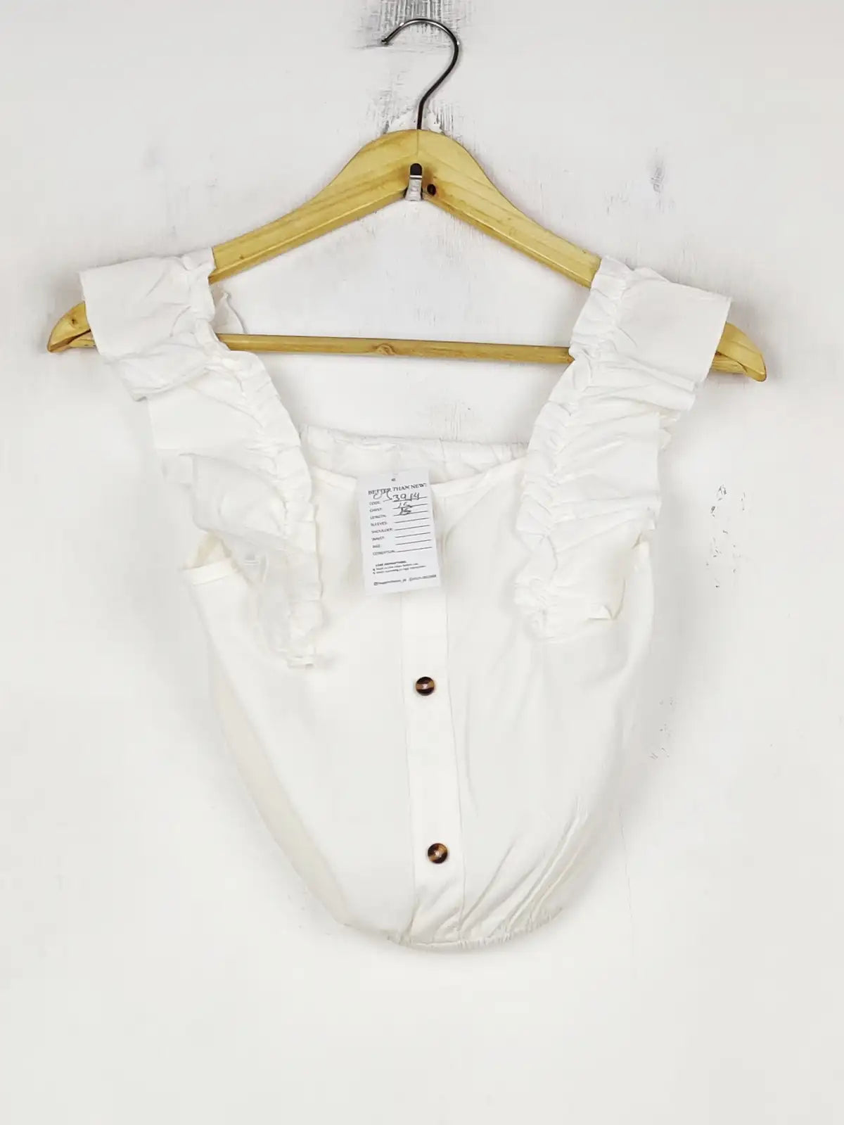 Buy online pre-used pre-loved 100% authentic & Original branded Unknown Brand (CT-3914) available in Pakistan. Top international brands avilable.