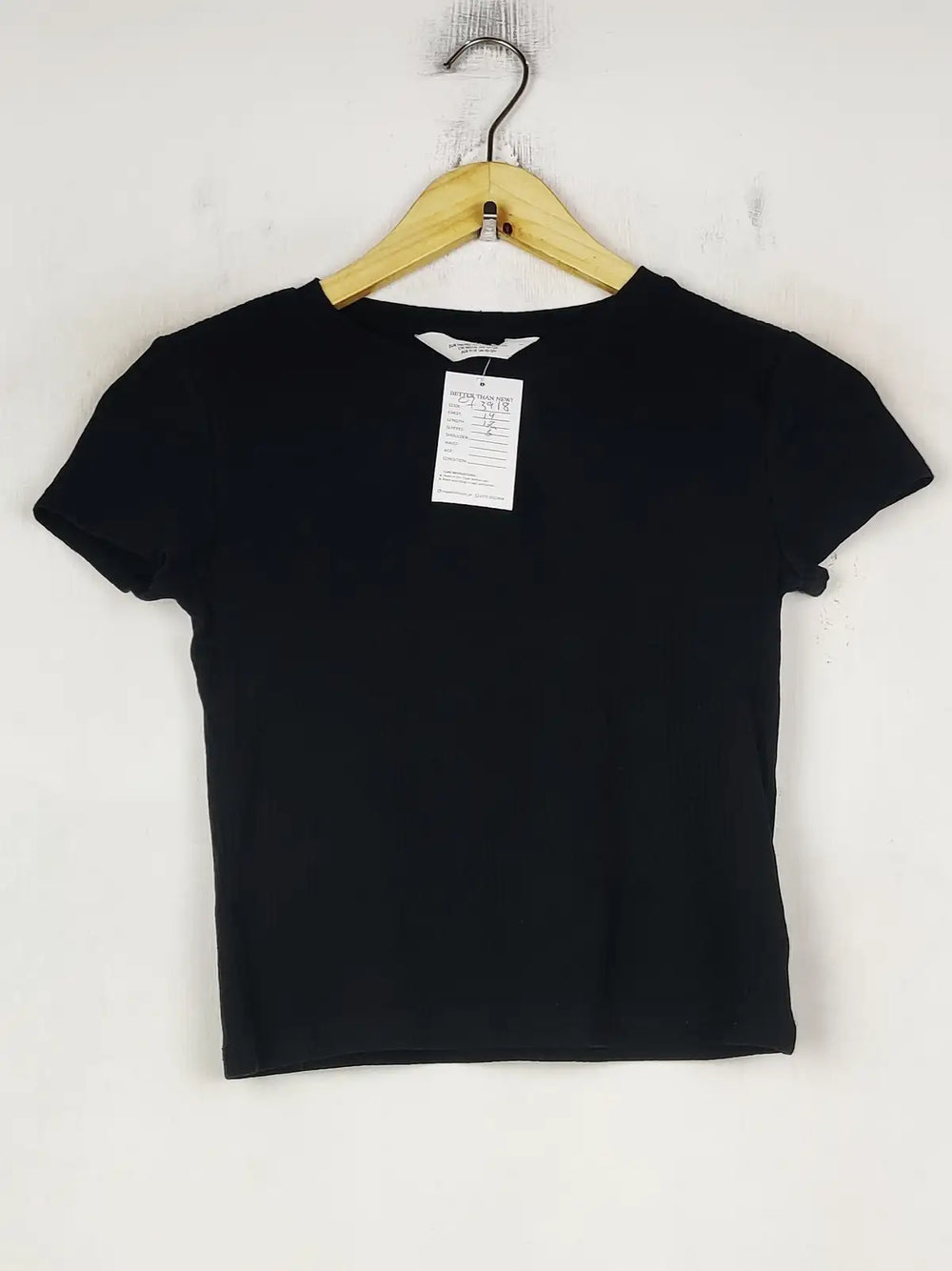 Buy online pre-used pre-loved 100% authentic & Original branded H&M (CT-3918) available in Pakistan. Top international brands avilable.