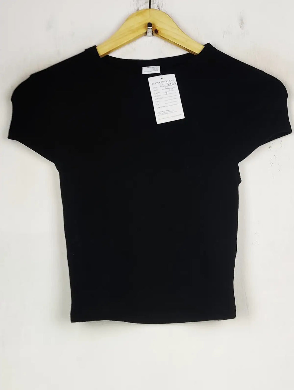 Buy online pre-used pre-loved 100% authentic & Original branded Bershka (CT-3923) available in Pakistan. Top international brands avilable.