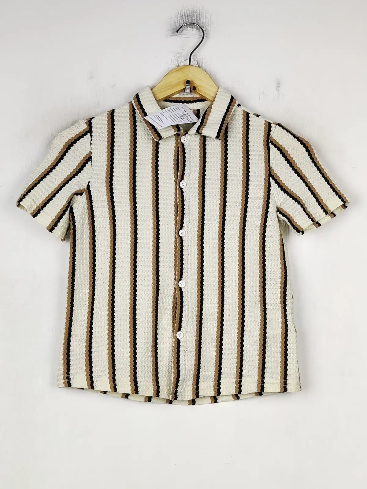 Buy online pre-used pre-loved 100% authentic & Original branded Unknown Brand (CT-3928) available in Pakistan. Top international brands avilable.