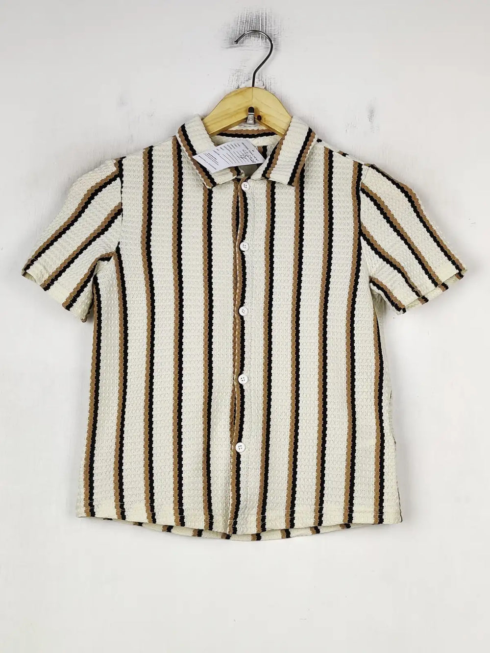 Buy online pre-used pre-loved 100% authentic & Original branded Unknown Brand (CT-3928) available in Pakistan. Top international brands avilable.