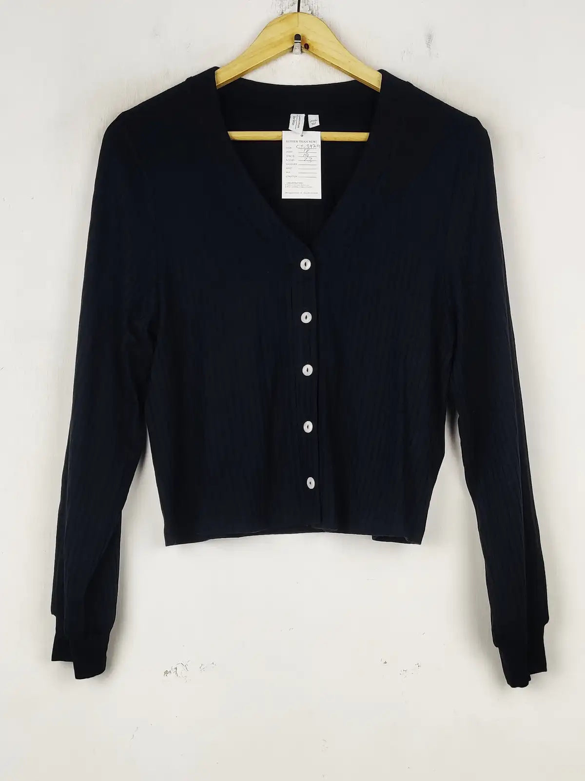 Buy online pre-used pre-loved 100% authentic & Original branded Others Stores (CT-3929) available in Pakistan. Top international brands avilable.