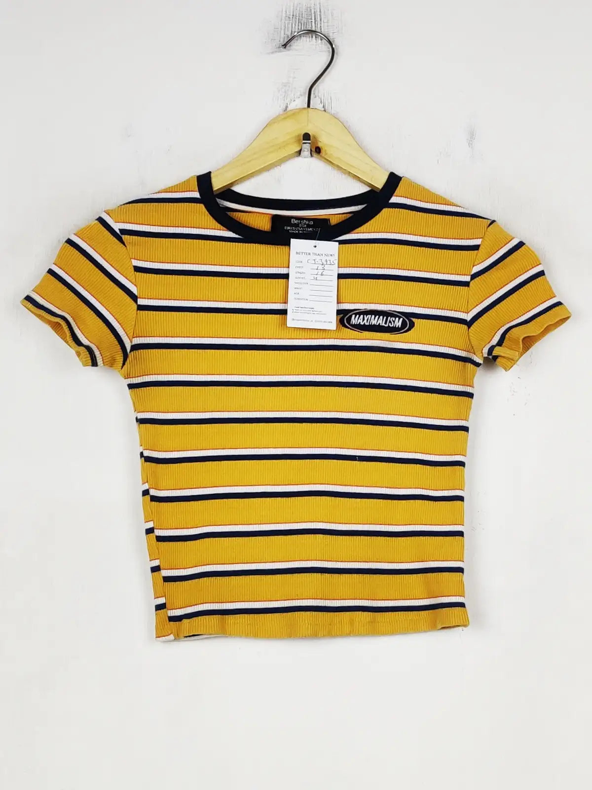 Buy online pre-used pre-loved 100% authentic & Original branded Bershka (CT-3935) available in Pakistan. Top international brands avilable.