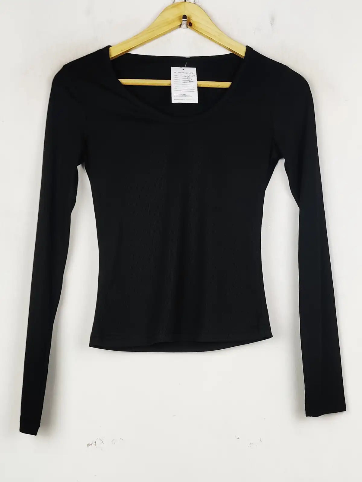 Buy online pre-used pre-loved 100% authentic & Original branded Unknown Brand (CT-3939) available in Pakistan. Top international brands avilable.