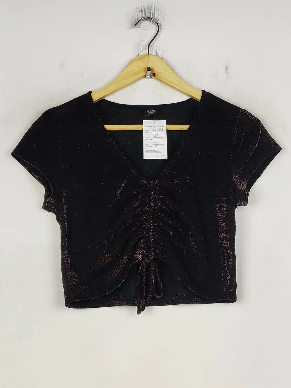 Buy online pre-used pre-loved 100% authentic & Original branded Urban Outfitters (CT-3977) available in Pakistan. Top international brands avilable.