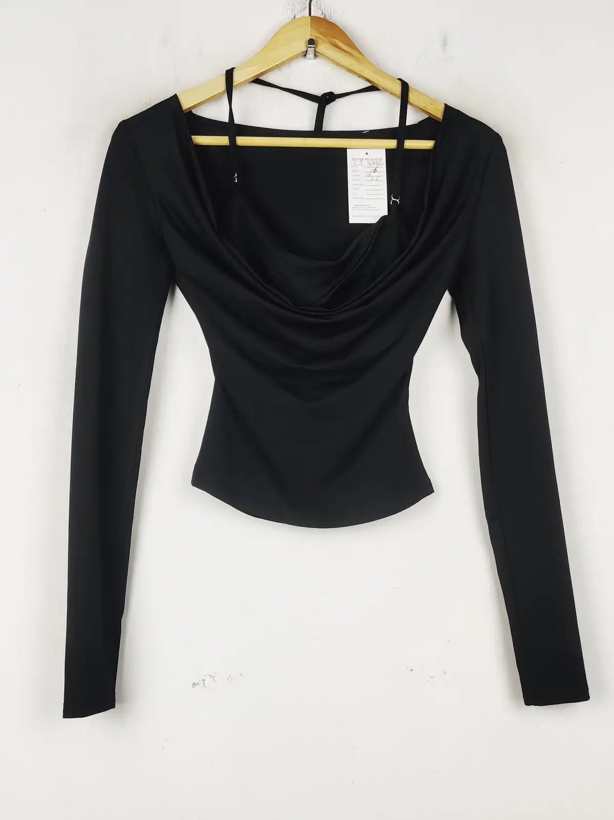 Buy online pre-used pre-loved 100% authentic & Original branded Unknown Brand (CT-3986) available in Pakistan. Top international brands avilable.