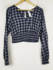 Buy online pre-used pre-loved 100% authentic & Original branded Hollister (CT-4007) available in Pakistan. Top international brands avilable.