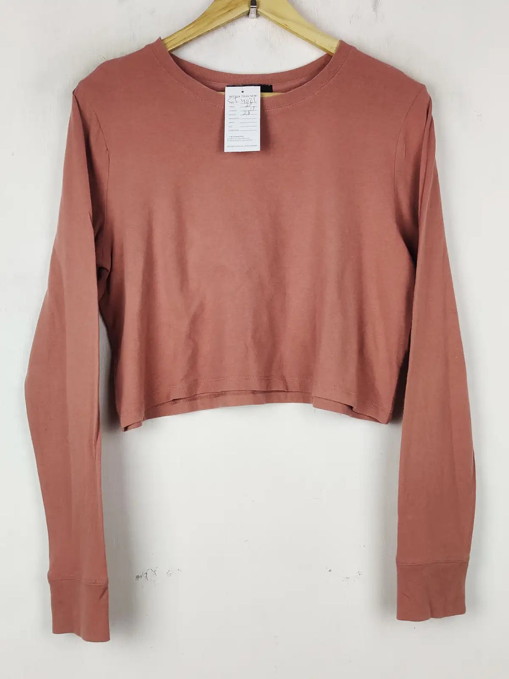 Buy online pre-used pre-loved 100% authentic & Original branded Forever21 (CT-4021) available in Pakistan. Top international brands avilable.