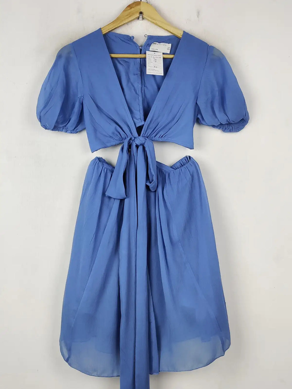 Buy online pre-used pre-loved 100% authentic & Original branded Asos (CT-4046) available in Pakistan. Top international brands avilable.