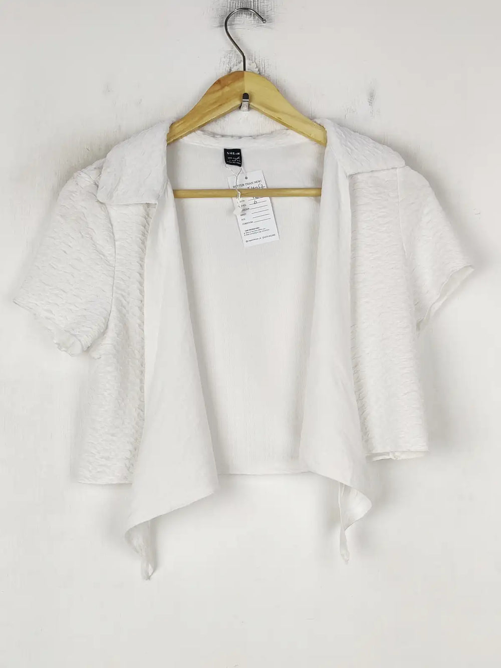 Buy online pre-used pre-loved 100% authentic & Original branded Shein (CT-4052) available in Pakistan. Top international brands avilable.