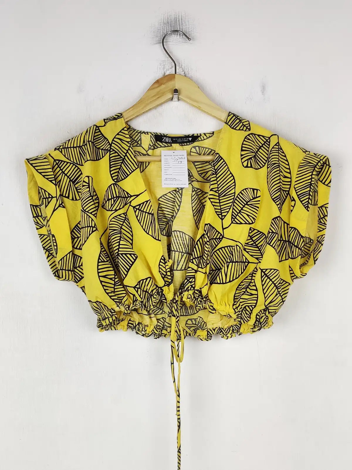 Buy online pre-used pre-loved 100% authentic & Original branded Zara (CT-4057) available in Pakistan. Top international brands avilable.