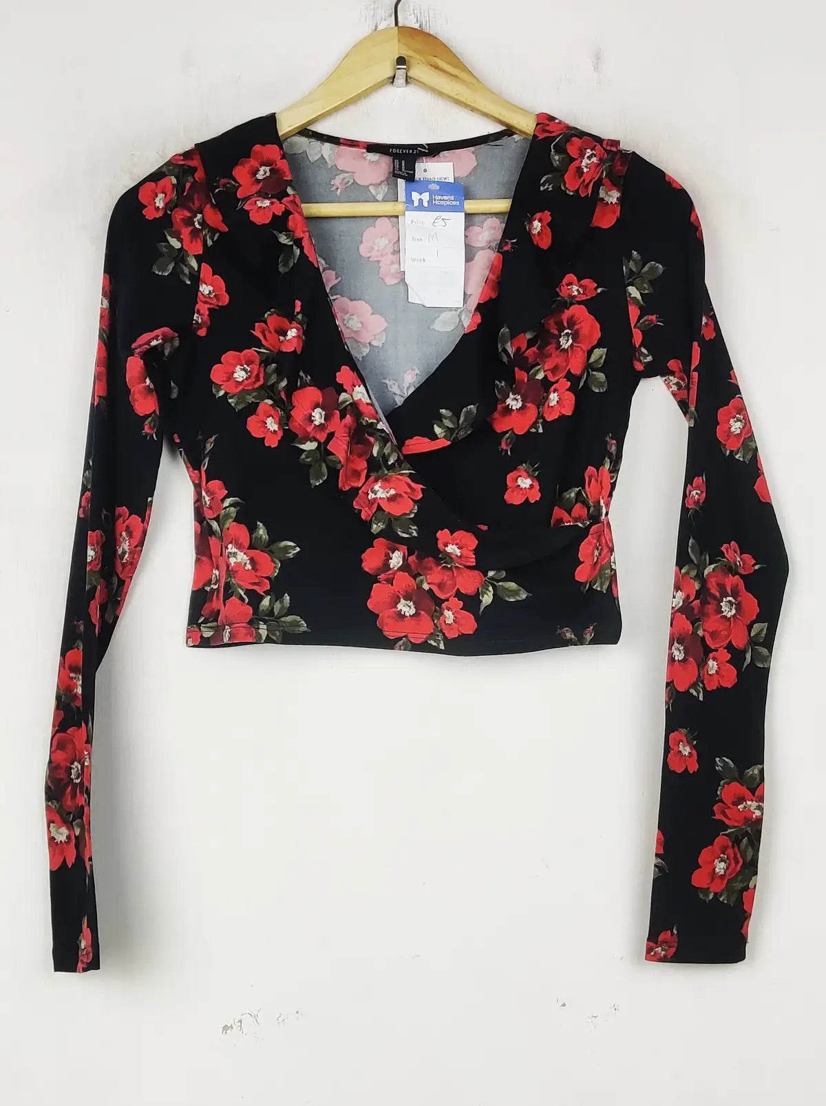 Buy online pre-used pre-loved 100% authentic & Original branded Forever 21 (CT-4139) available in Pakistan. Top international brands avilable.