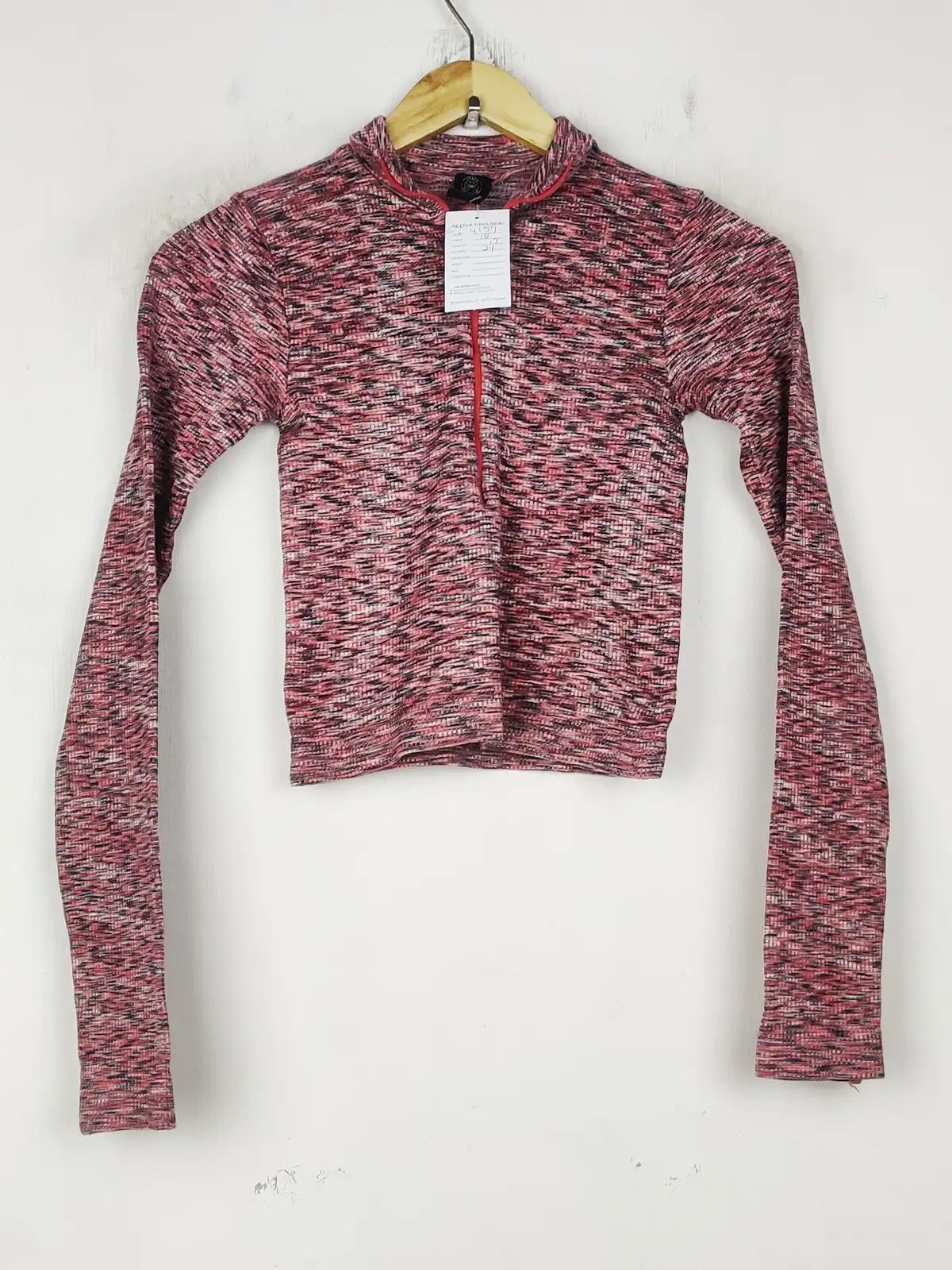 Buy online pre-used pre-loved 100% authentic & Original branded Urban Outfitters (CT-4157) available in Pakistan. Top international brands avilable.