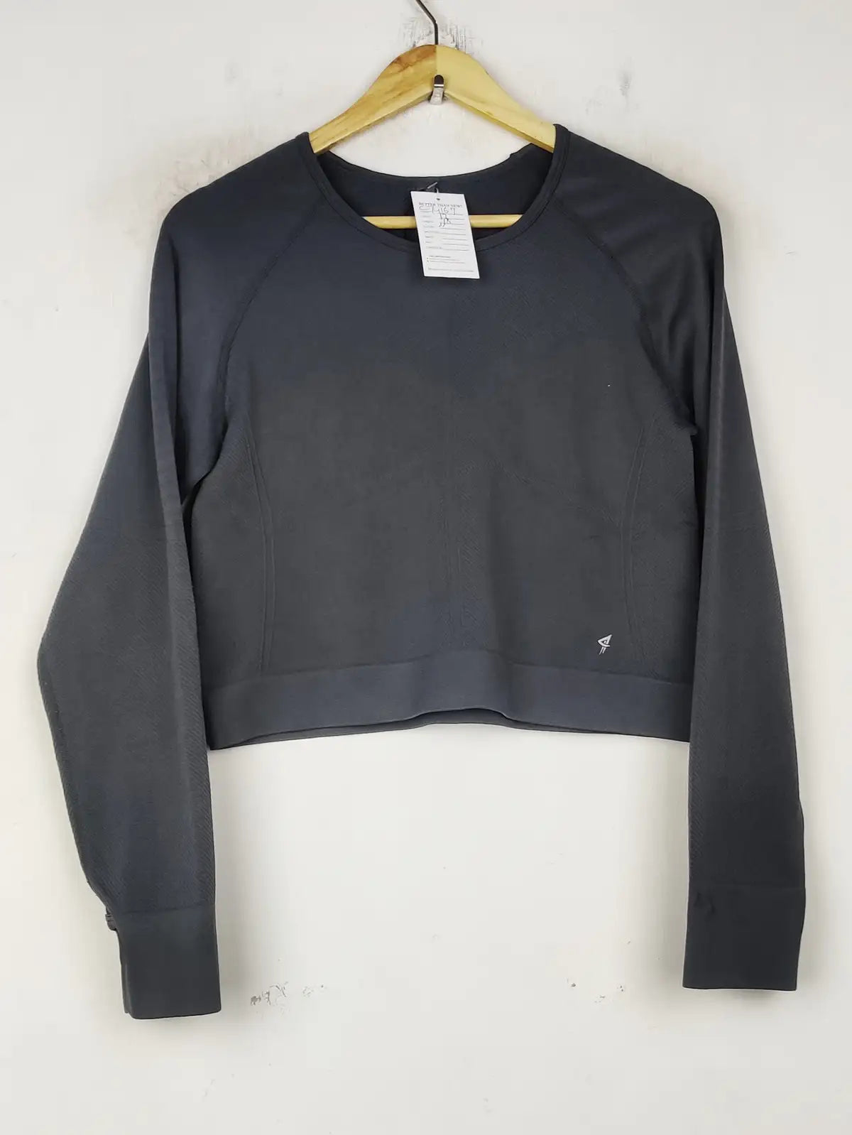 Buy online pre-used pre-loved 100% authentic & Original branded Unknown Brand (CT-4167) available in Pakistan. Top international brands avilable.
