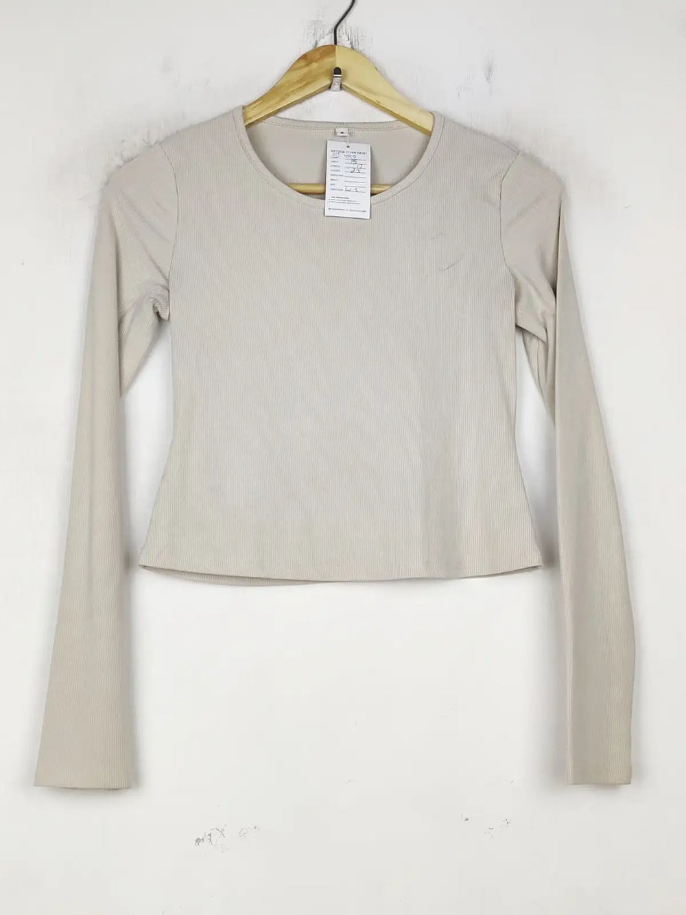 Buy online pre-used pre-loved 100% authentic & Original branded Unknown Brand (CT-4190) available in Pakistan. Top international brands avilable.