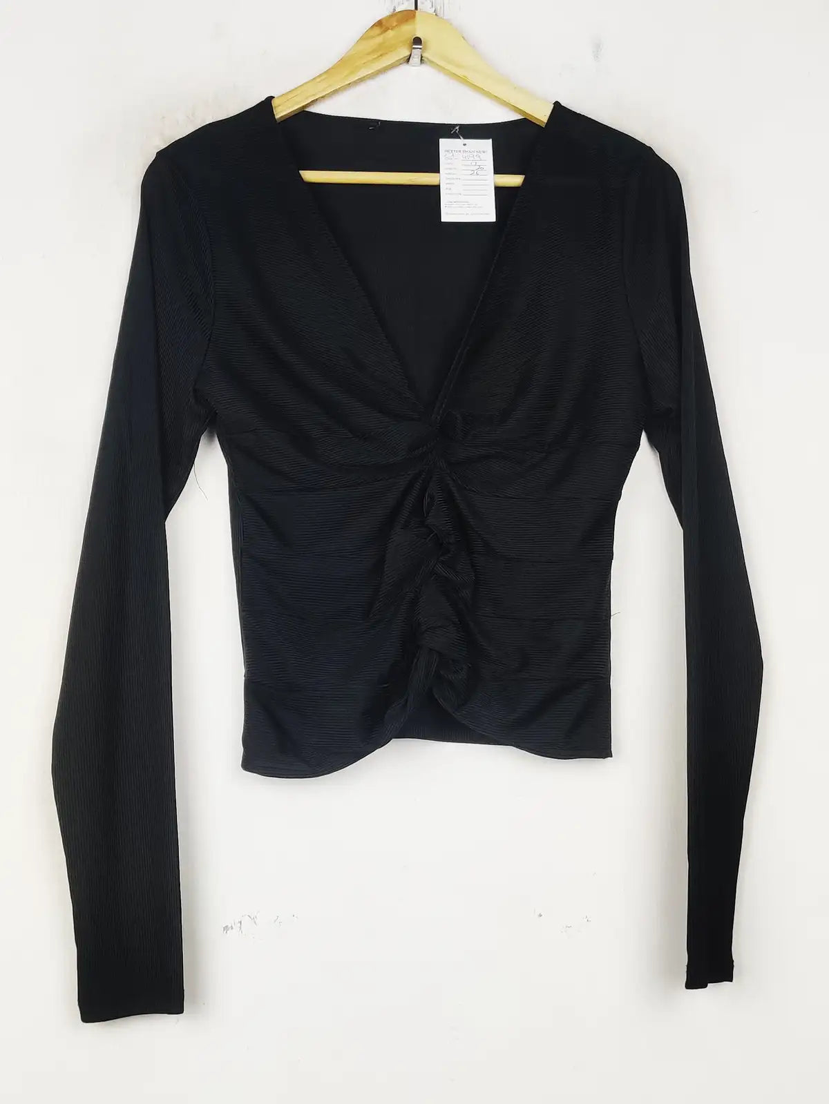 Buy online pre-used pre-loved 100% authentic & Original branded Unknown Brand (CT-4199) available in Pakistan. Top international brands avilable.
