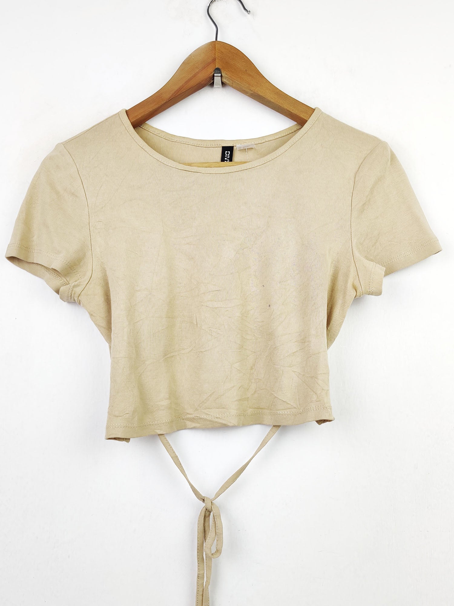 Buy online pre-used pre-loved 100% authentic & Original branded H&M (CT-421) available in Pakistan. Top international brands avilable.