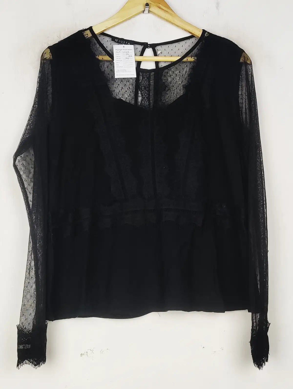 Buy online pre-used pre-loved 100% authentic & Original branded Julia (CT-4225) available in Pakistan. Top international brands avilable.